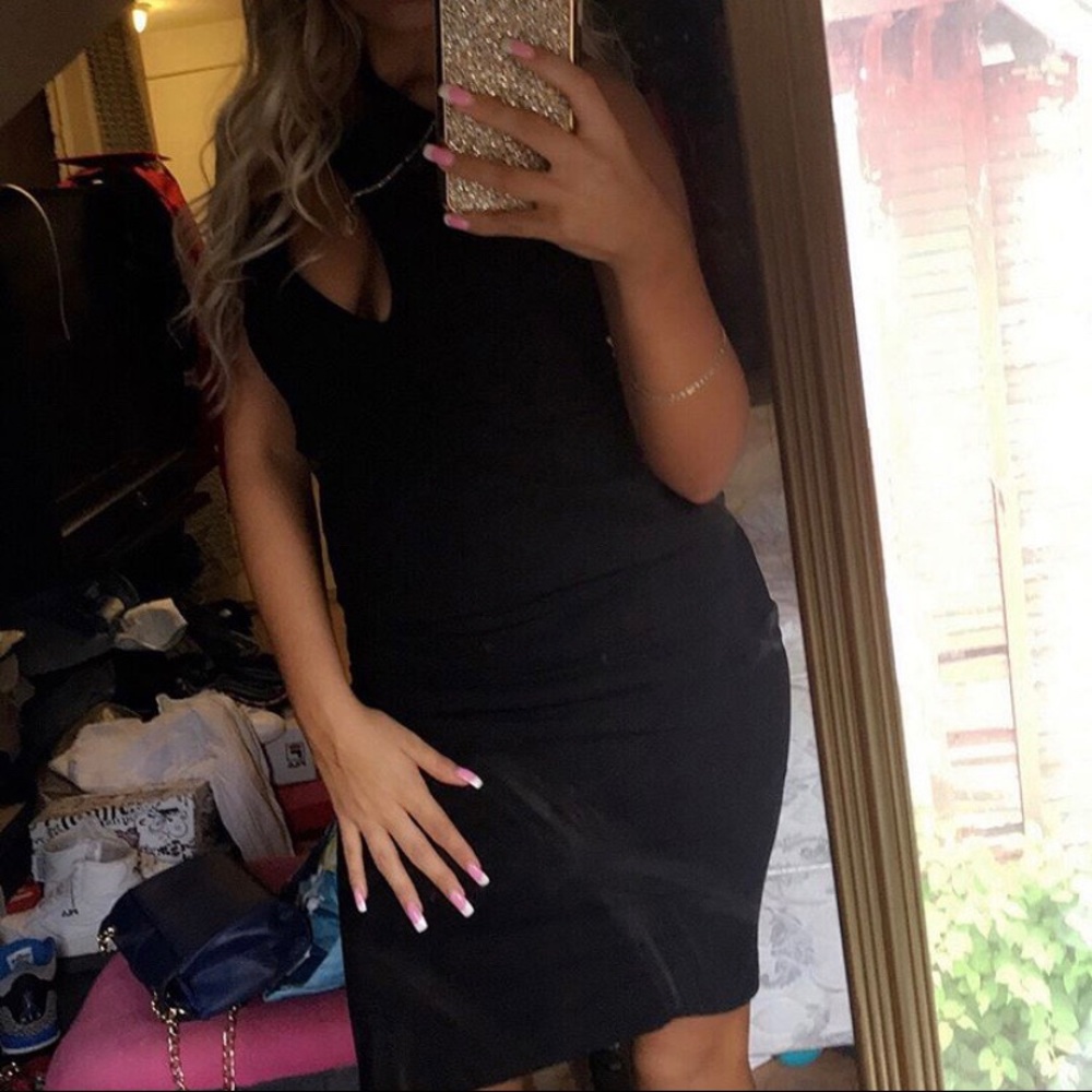 Black dress medium 😍